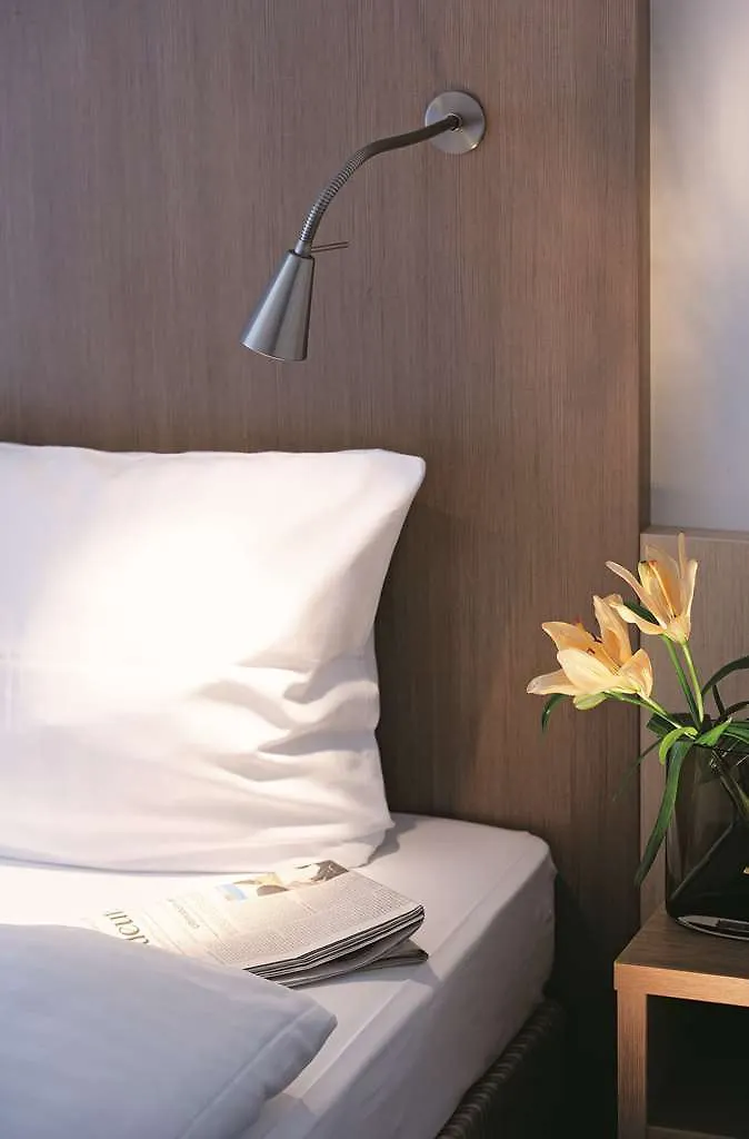 Hotel Senator Muenchen  Munich