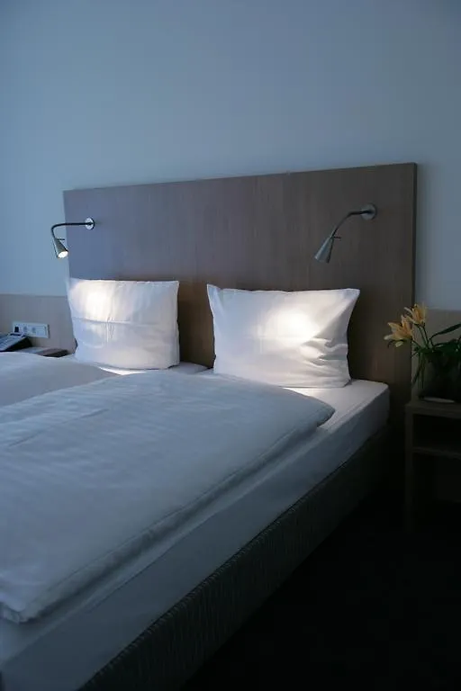 Hotel Senator Muenchen 3*, Munich Germany